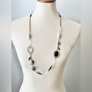 NWT Chico’s Black & Silver Necklace